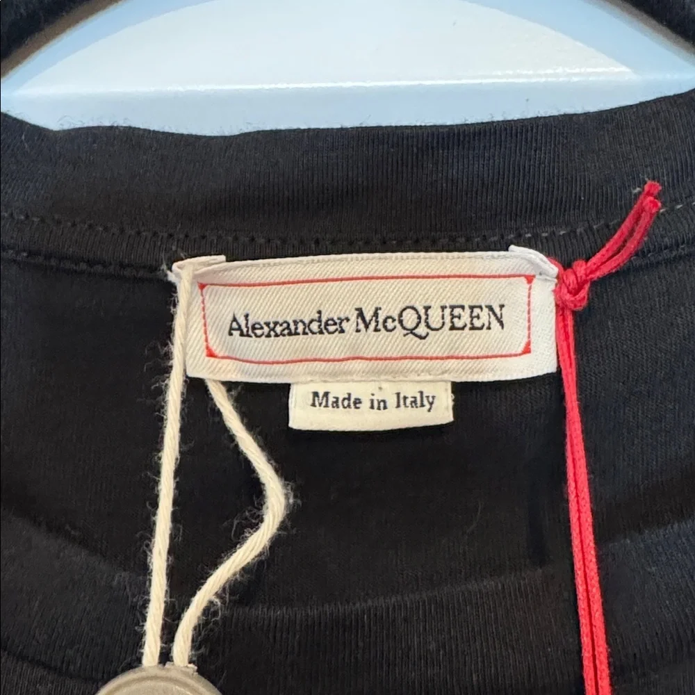 NWT Alexander McQueen Off Shoulder Cotton Top with Puff Sleeves in Black - Picture 3 of 13